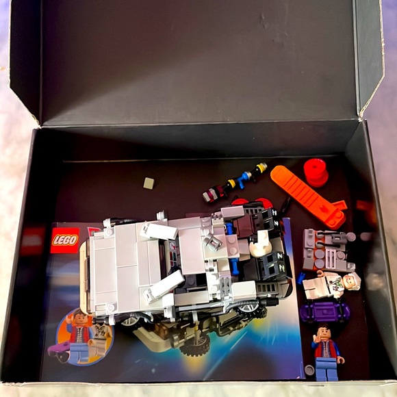 Lego 21103 - Picture 12 of 13